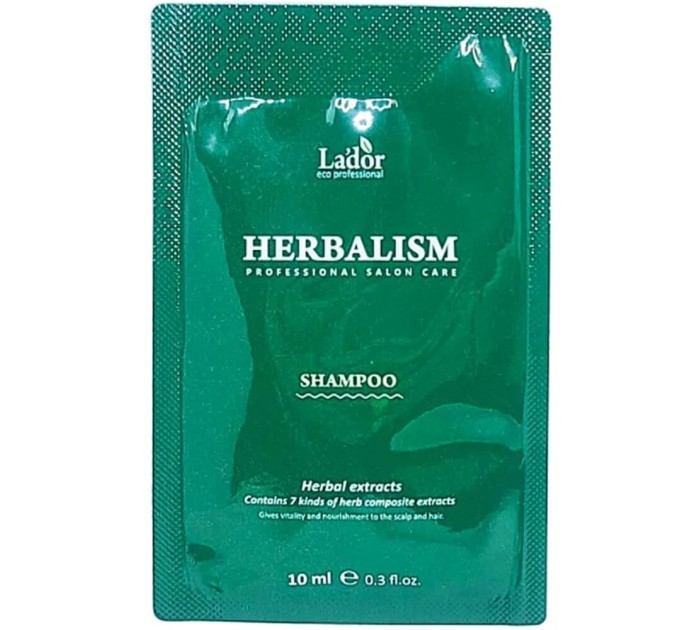 Успокаивающий шампунь с травяными экстрактами Lador Herbalism Shampoo: интенсивный уход в удобном формате