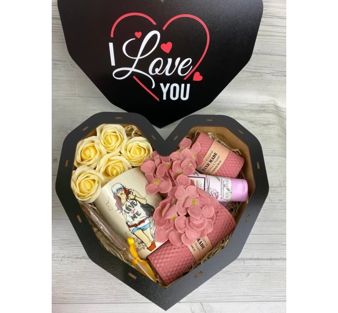 <h1>Подарочный набор Кукумбер Love Me 8-0408 - идеальный выбор!</h1>